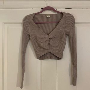 Abercrombie & Fitch Twist Front Cropped Sweater